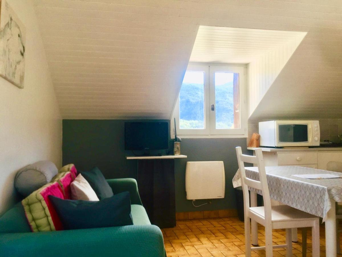 Location Le Queron Appartement Guillestre Buitenkant foto