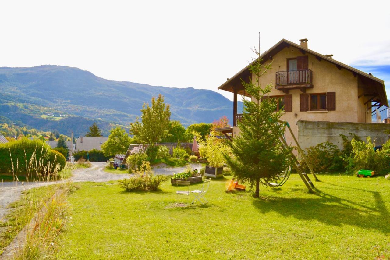 Location Le Queron Appartement Guillestre Buitenkant foto